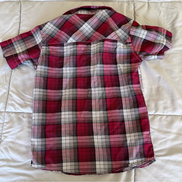 Lot of 3 Boy’s Button-Up Shirts-1 Toughskins,1 Garanimals,1 Swiss Cross in Sz 4T - Picture 11 of 13